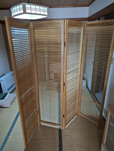 木製ブラインド　パーテーション