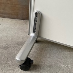 無料　ホワイトボード兼パーテーションの画像
