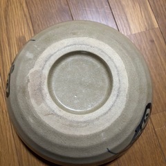 ⑨魚が描かれた中深鉢　の画像