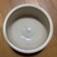 ⑩柔らかな色合いの中鉢　作家物　窯印あり　の画像