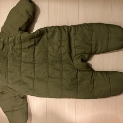 ジャンプスーツの画像