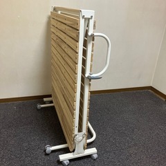 【12/25まで】ニトリすのこ折りたたみベッドの画像