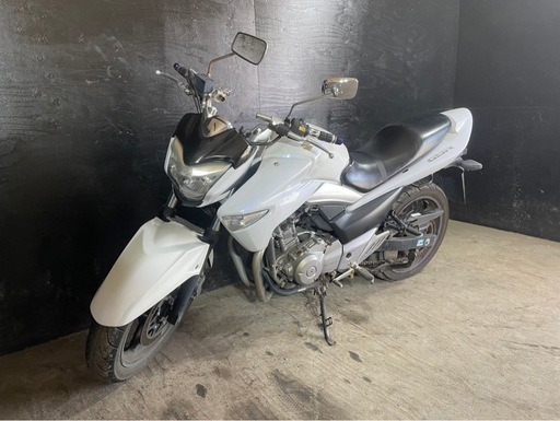 ★支払い総額11.8万円★格安配送！当日配送可能です！スズキ　GSR250 LC6GJ 社外マフラー！4スト、インジェクション！ 激安250MT！カスタムベースに♪