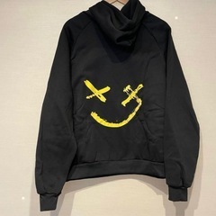 <新品未使用>スマイルパーカー XL ビッグシルエット プルオーバー ストリートの画像