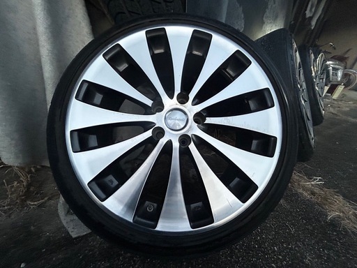 40％オフ 4本セット ホイール19インチ、タイヤおまけ