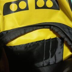 ドクターイエロー？　リュックの画像