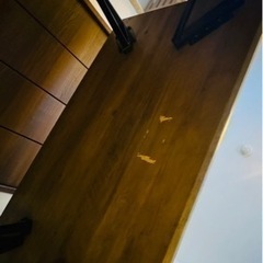 ダイニングテーブルの画像