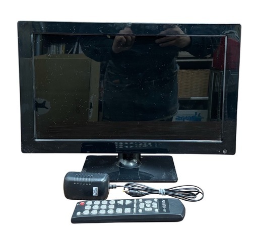 デジタルハイビジョンLED液晶テレビ（REAL LIFE JAPAN /17.3㌅）