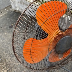 業務用扇風機の画像