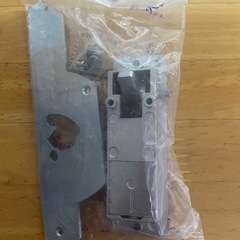 【新品未使用】扉鍵　平面ハンドル　 現場盤　パイプスペース　 ジョープリンス竹下　 PH-27NA-3 の画像