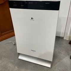 【ジモティー割】Panasonic 2018年製 空気清浄機 nanoeXの画像