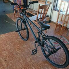 自転車 ほぼ未使用 (商談成立しました ありがとうございました)の画像