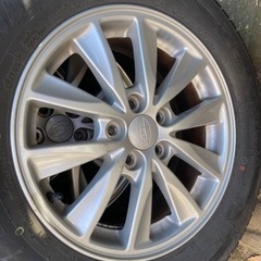 車のパーツ タイヤ、ホイール