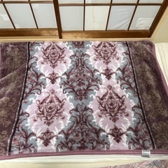 西川産業　毛布 140×200cm 花柄 中古品