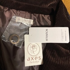 axes femme新品ジャケット秋冬用
の画像
