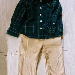ベビー服　サイズ80 シャツ2枚　パンツ1枚　セットの画像