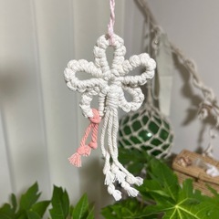 マクラメオーナメントの画像