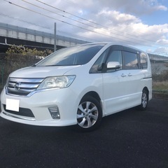 ①日産　セレナ　ハイウェイスターVセレクション