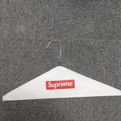 Supreme ハンガーとステッカー2枚