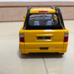 黄色の炎デザインミニカー
の画像