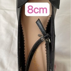 黒 リボン しっぽ パンプス ハイヒールの画像