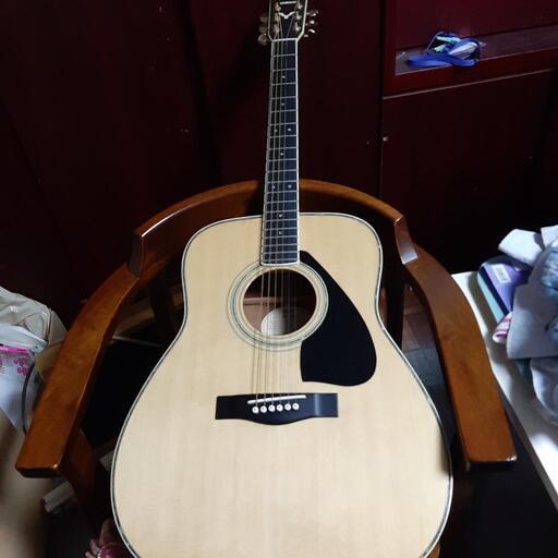 YAMAHAのギター　FG-730