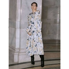 eimy istoireのロングワンピースの画像