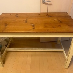 無料【カフェ風】ダイニングテーブル