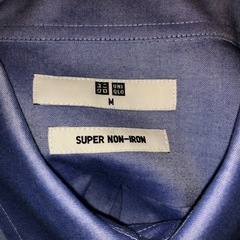 UNIQLO スーパーノンアイロンシャツ （Mサイズ）の画像
