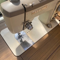アンティーク　brother 足踏み式ミシン
の画像