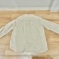 【UNIQLO：長袖シャツ】の画像