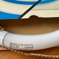 【未使用品・日本製】MITUBISHI三菱　40形 蛍光灯 スーパークリア色　サークル管　丸形　1本の画像