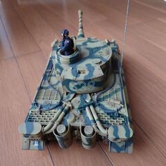 東京マルイ 1/24ラジコンバトルタンク ドイツ重戦車タイガーⅠの画像