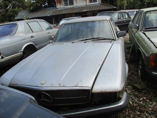 Mベンツ107.SLCに拘る450.SLCリサイクル部品取り車及び部品