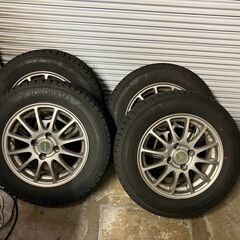 175/70r14スタッドレスタイヤホイール4本セット