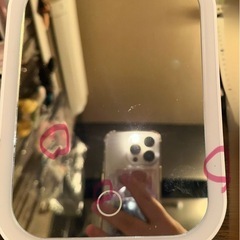 【無料】　鏡　ライト付きの画像