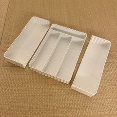 仕切り付き 伸縮トレーの画像