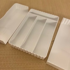 仕切り付き 伸縮トレー