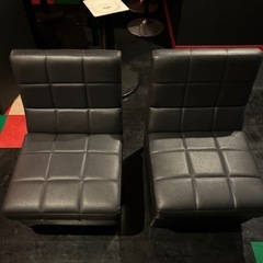 黒い1人掛けソファ2つセット
