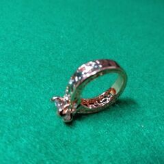 新品未使用品・レッドゴールドのリング