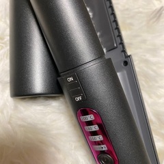 お値下げ⭐️コードレスヘアアイロンの画像
