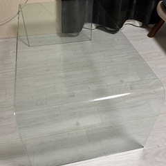 大塚家具ガラステーブル　1月に自宅まで取りに来てくれる方
