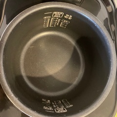 炊飯器　アイリスオーヤマの画像