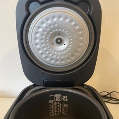 炊飯器　アイリスオーヤマの画像