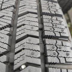 スタッドレスタイヤ4本セット　ブリザック　ホイールつきの画像