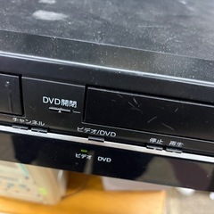 中古●東芝/TOSHIBA●DVD/ビデオレコーダー SD-V800 VHS/DVD一体型ビデオデッキ の画像