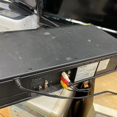 中古●東芝/TOSHIBA●DVD/ビデオレコーダー SD-V800 VHS/DVD一体型ビデオデッキ の画像