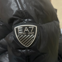 EA7ダウンの画像