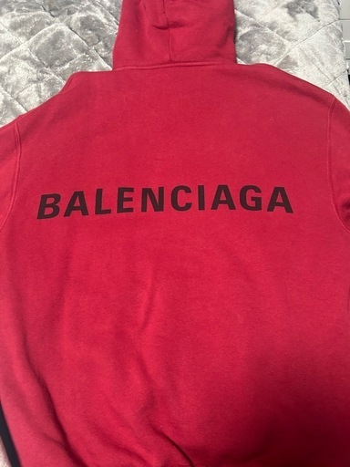 バレンシアガ　フーディー