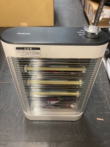 ☆中古￥2,800！KOIZUMI　電気ストーブ　家電　2019年製　KEH-0993型　【BL031】